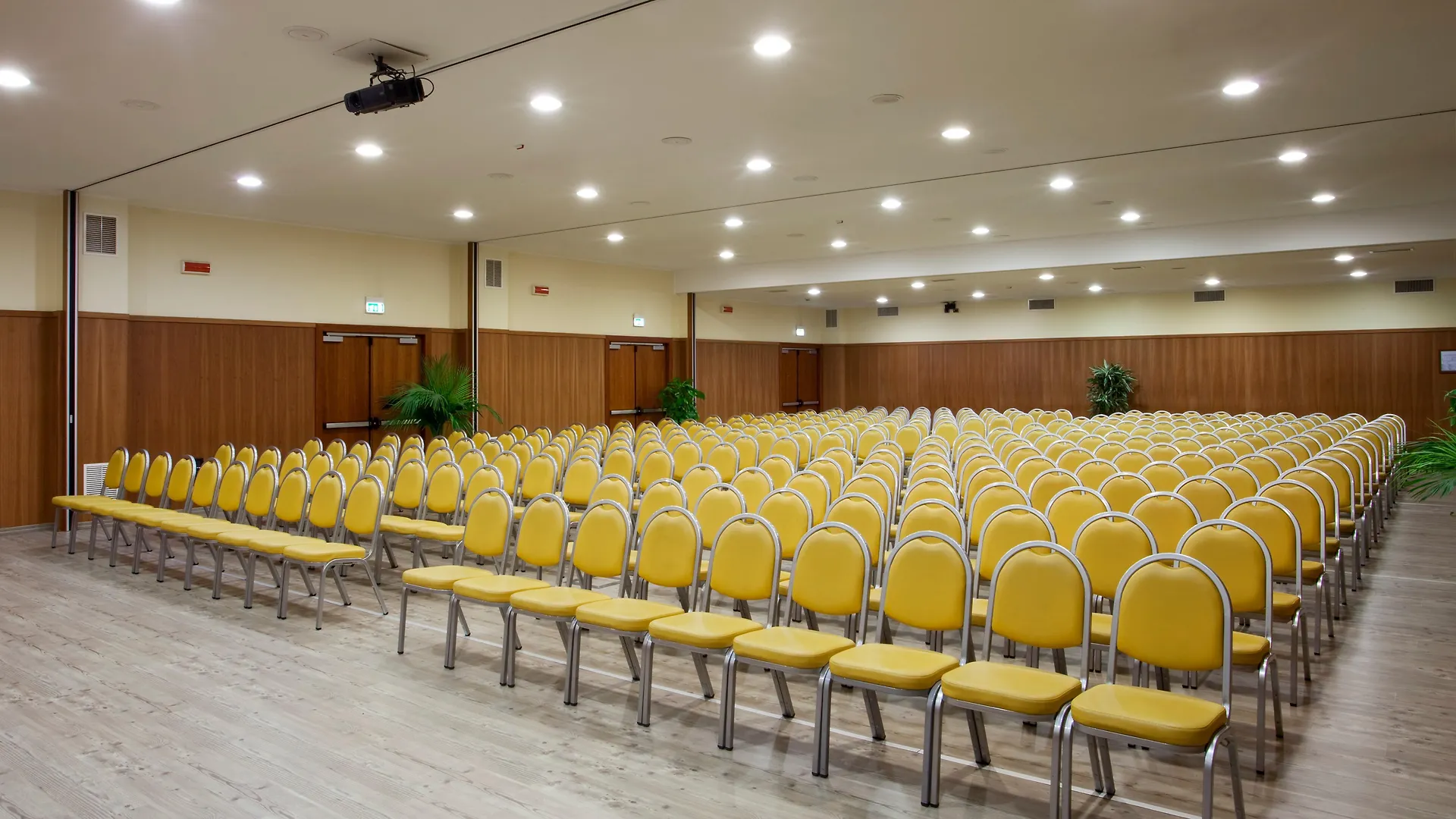 Holiday Inn Cagliari By Ihg Italien