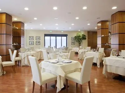 Holiday Inn Cagliari By Ihg 4*,  Italien